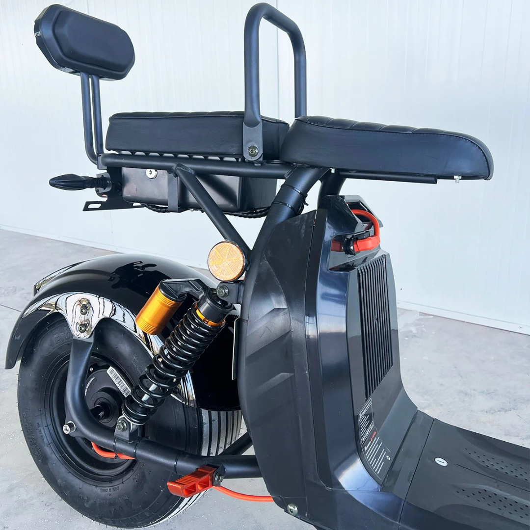 Scuter Electric 2 Persoane, Viteză Limitată 25 km/h – Fără Permis,  Motor 1500W, Baterie 20Ah, Suspensie Hidraulică, COC Inclus