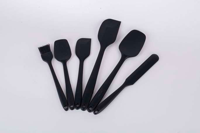 Set 3 tigai antiaderenta, Aluminiu, 20/25/30 cm cu spatula, PLUS Set 5 ustensile bucatarie