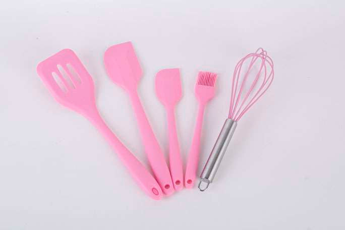 Set 3 tigai antiaderenta, Aluminiu, 20/25/30 cm cu spatula, PLUS Set 5 ustensile bucatarie