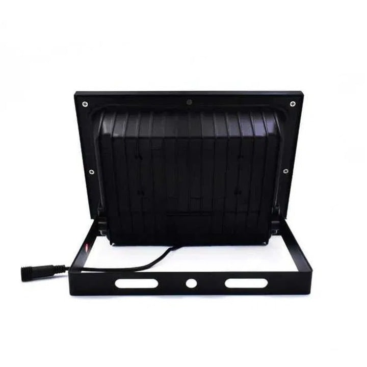 Proiector LED AT PERFORMANCE®, cu panou solar de  50W.