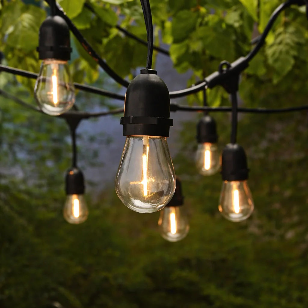 Ghirlandă Luminoasă Decorativă Interconectabilă AT PERFORMANCE® 25 m, 50 Becuri LED, Alb Cald, Exterior IP44