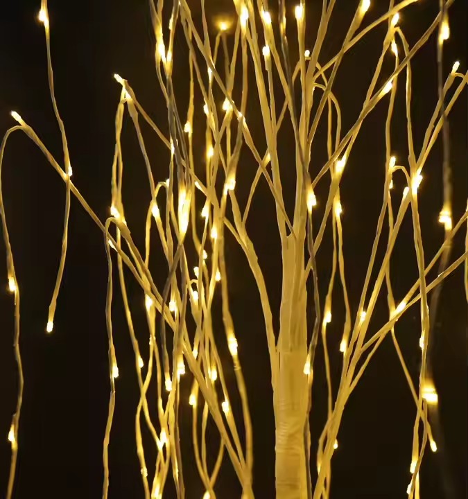 Pom Decorativ Iluminat cu LED-uri, 210 cm Inaltima, Lumina, alb-cald