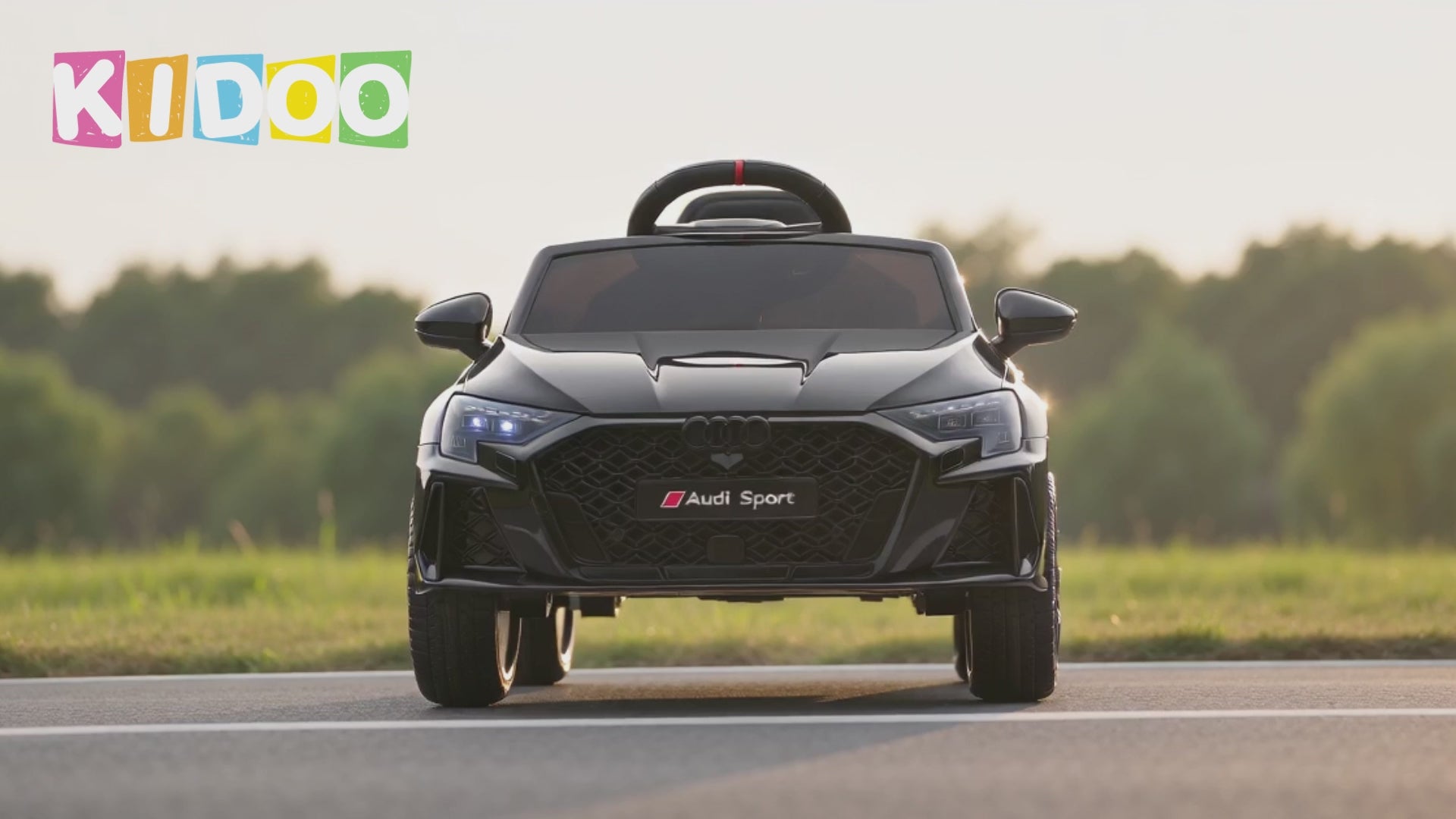 Mașinuță Electrică Pentru Copii KIDOO Audi RS 3 Sportback 2025, Licență Oficială Audi, 12V 4.5Ah, Telecomandă 2.4G, 3 Viteze, Bluetooth, USB, Lumini LED, Alb